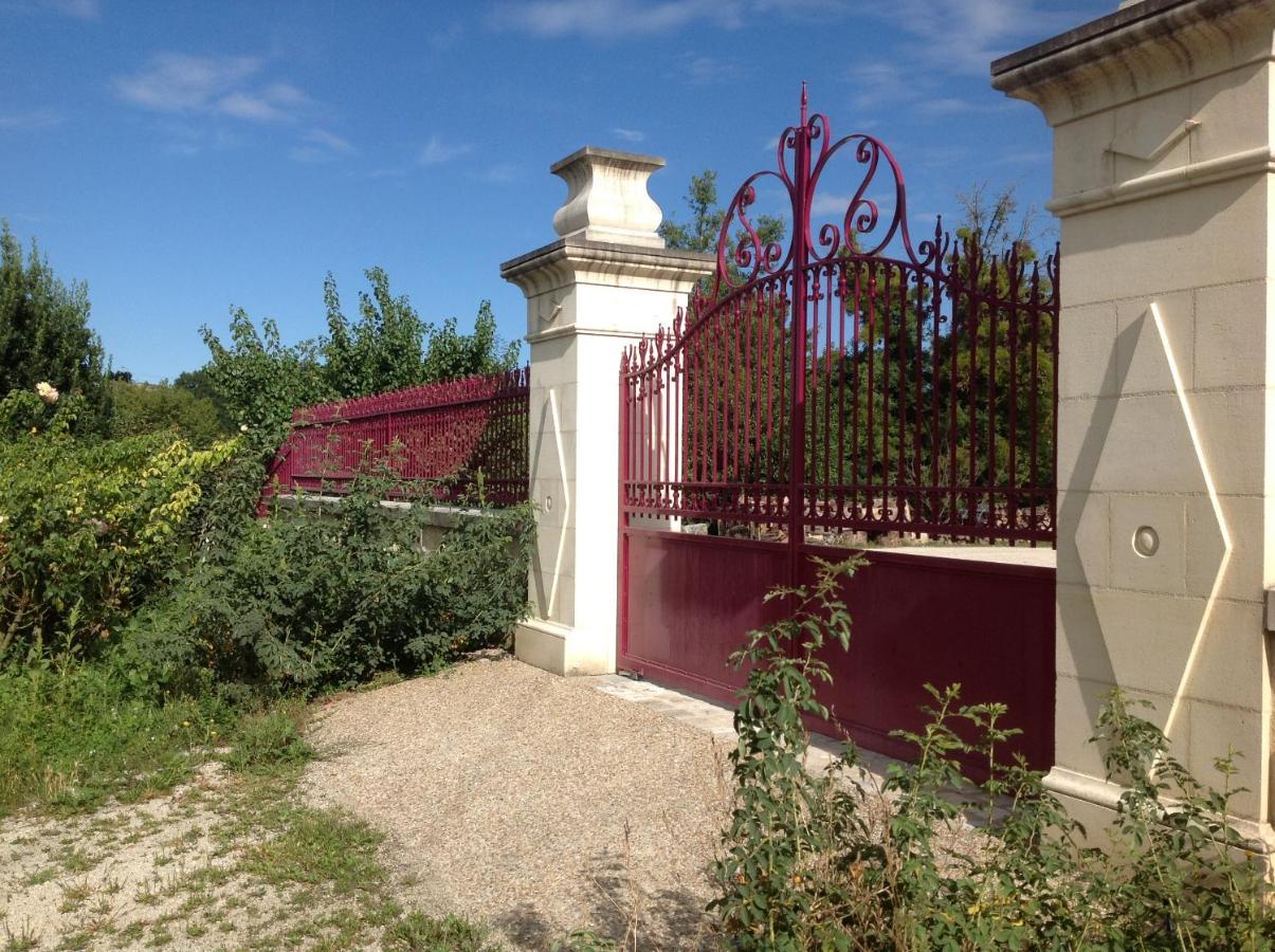 Maison De Campagne Saint-Bris-des-Bois Εξωτερικό φωτογραφία